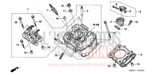 CULASSE DE CYLINDRE AVANT NT700VAA de 2010